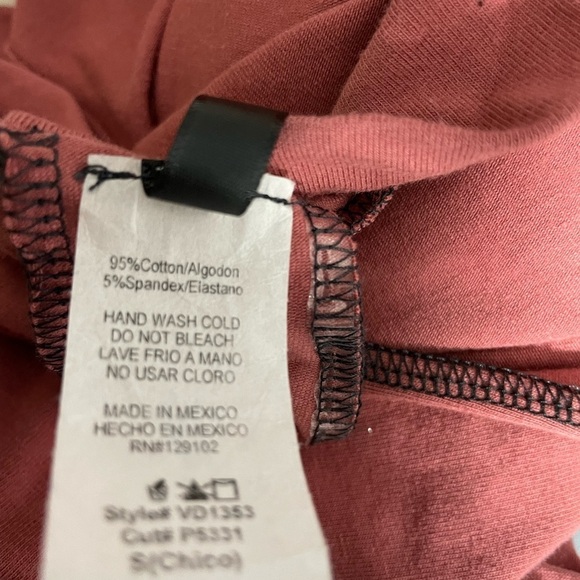 Cold Shoulder Dress
New - Picture 8 of 10